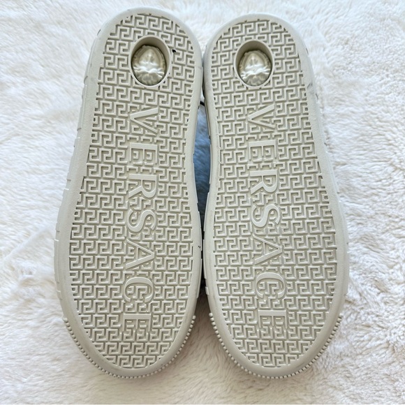 NEW!!! Versace women slides size 37 EU Authentic Retail 950$!! - Picture 6 of 6